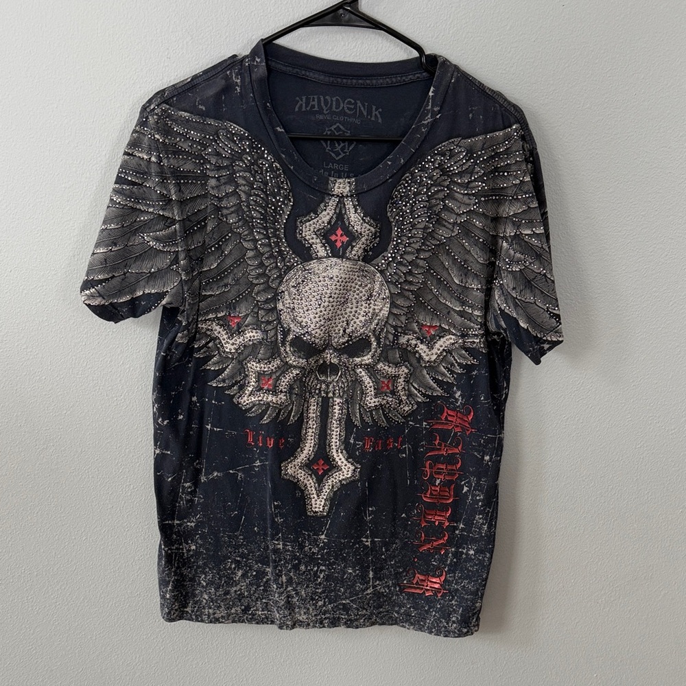 Black Short-Sleeve Skull & Wings Graphic Tee